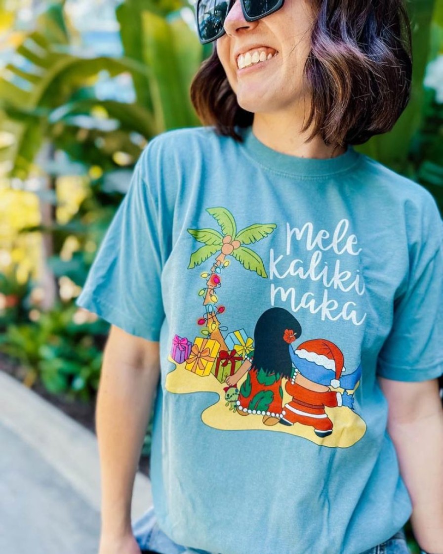 Clothing Darling Dream Co. Tees | Mele Kalikimaka Tee